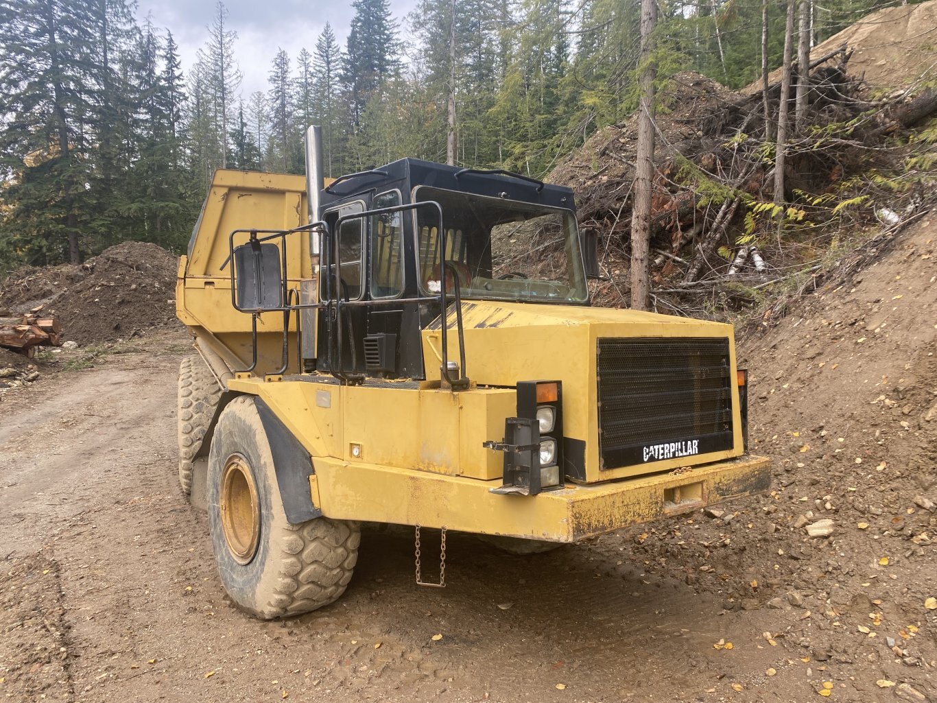 1995 Caterpillar D300D Articulated Rock Truck #9212 AS