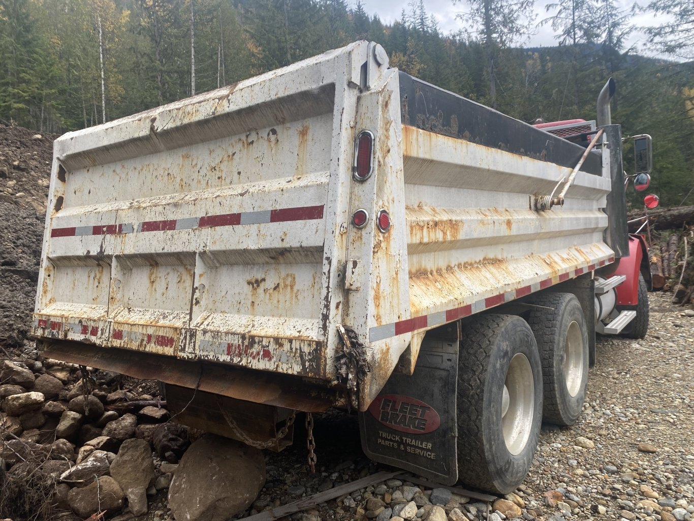 2004 Western Star 4900 SA Tandem Gravel Truck #9216 AS