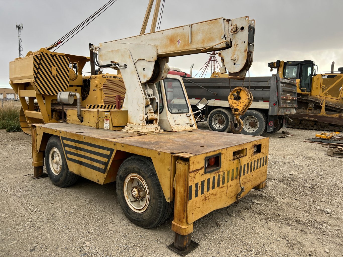 1982 CASE DROTT 3330B 7.5Ton Carry Deck Rough Terrain Crane #9222 JF