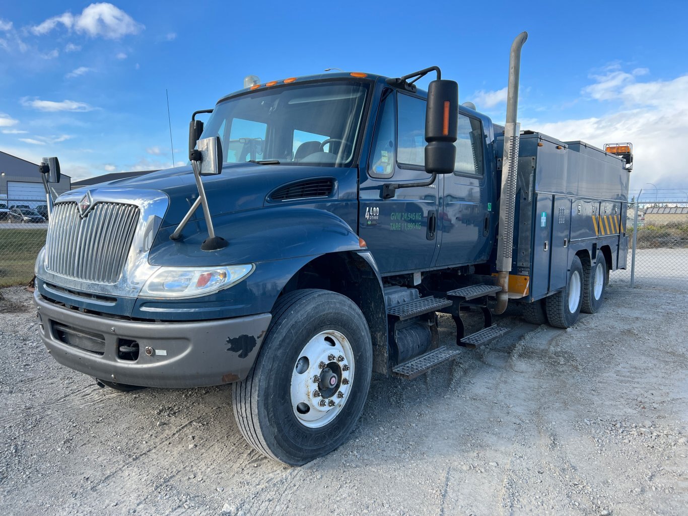 2007 International 4400 SBA 6x4 Service Truck with Picker #9223 JF