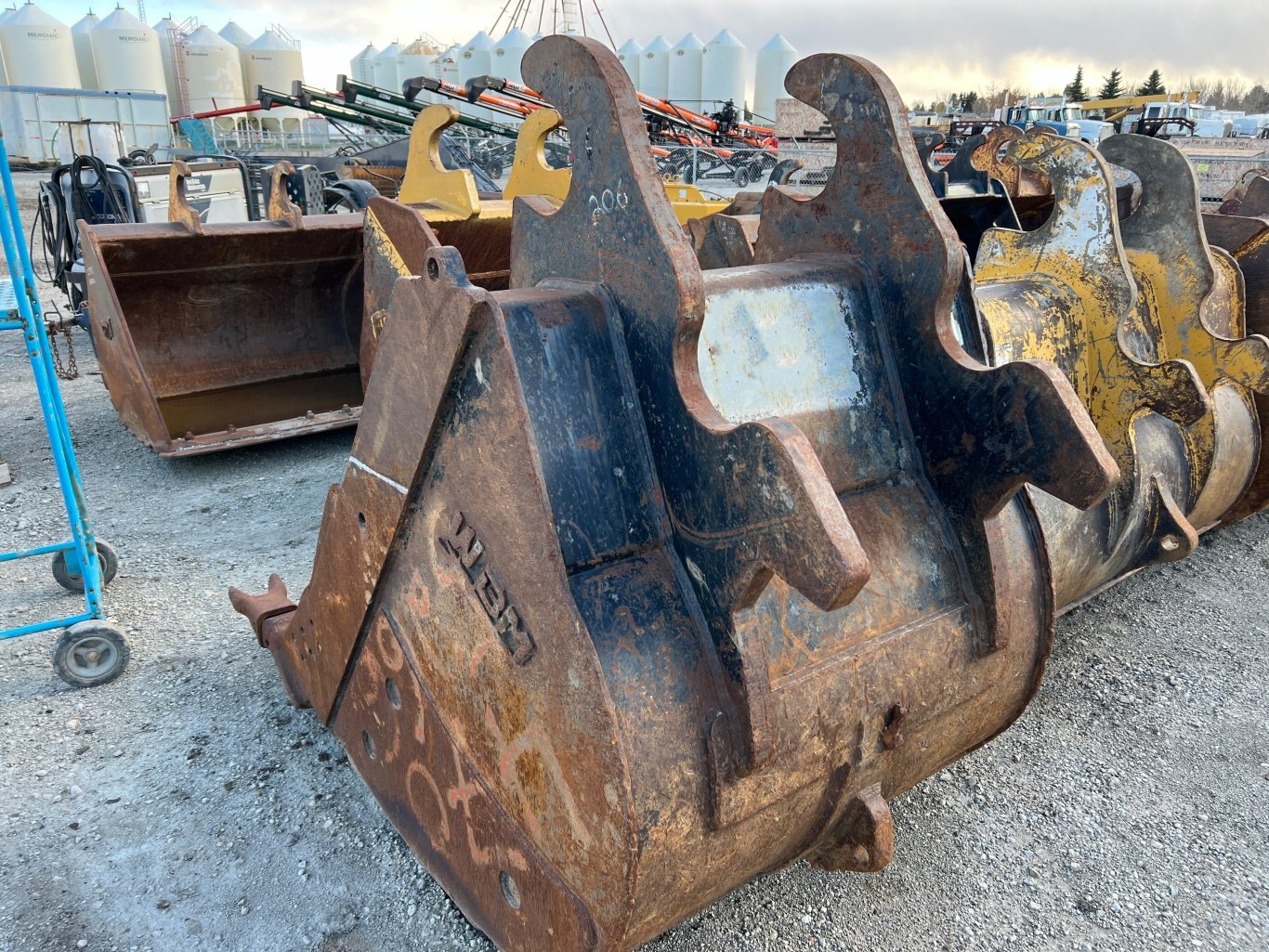 400 Series WBM 54 Dig Bucket #9233 JF