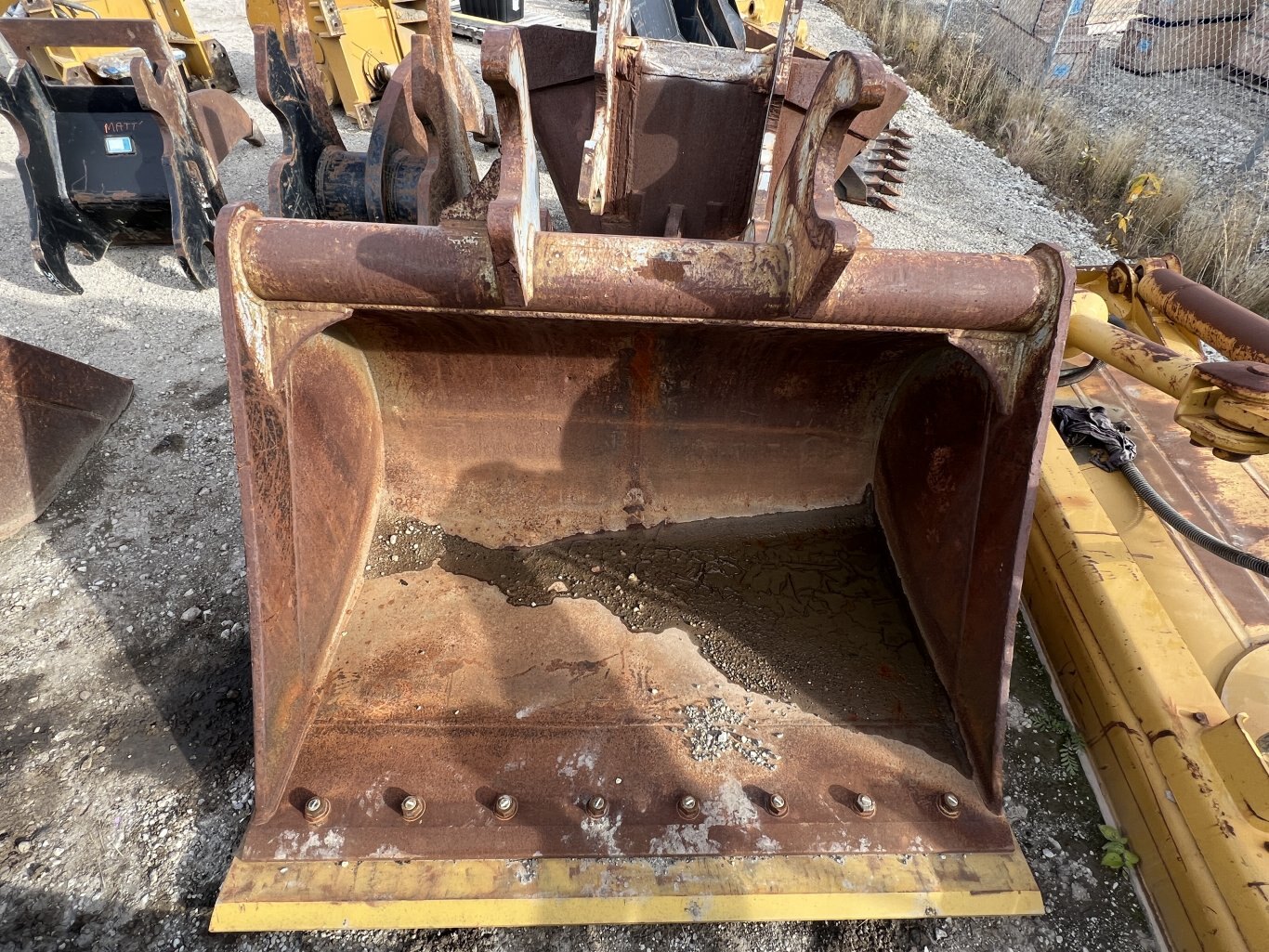 250 Series SEC 66 Clean UP Bucket w/ NEW Cutting Edge #9238 JF