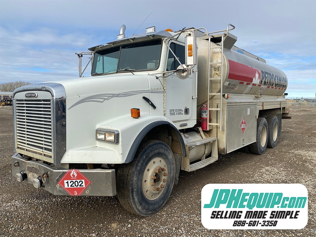 1999 Freightliner FLD112 Fuel Truck 16,800L ** Wholesale Unit ** #9252 BP