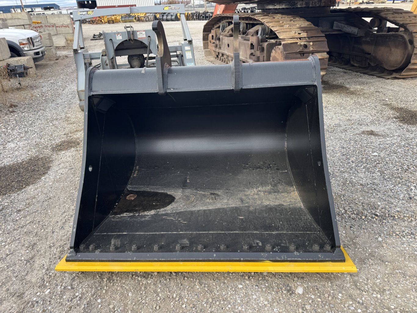 Excavator 250 Series 72 Clean Up Bucket #10249 JPH