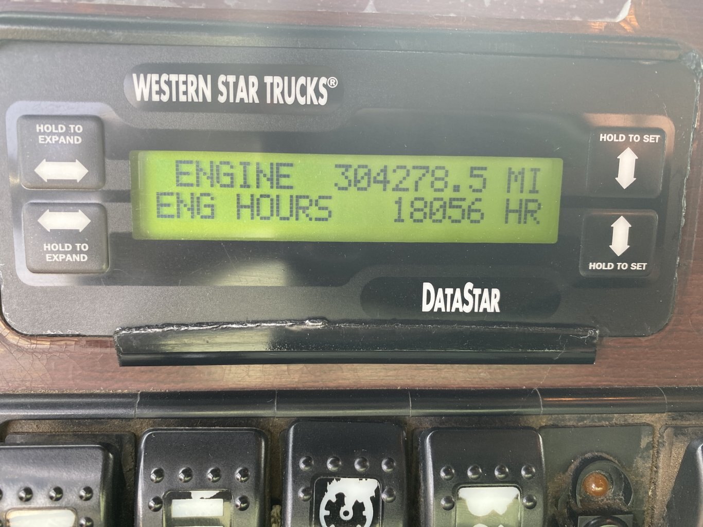 2015 Western Star 4900FA Sleeper Truck / Tandem Axle Sleeper Truck #9263 BP