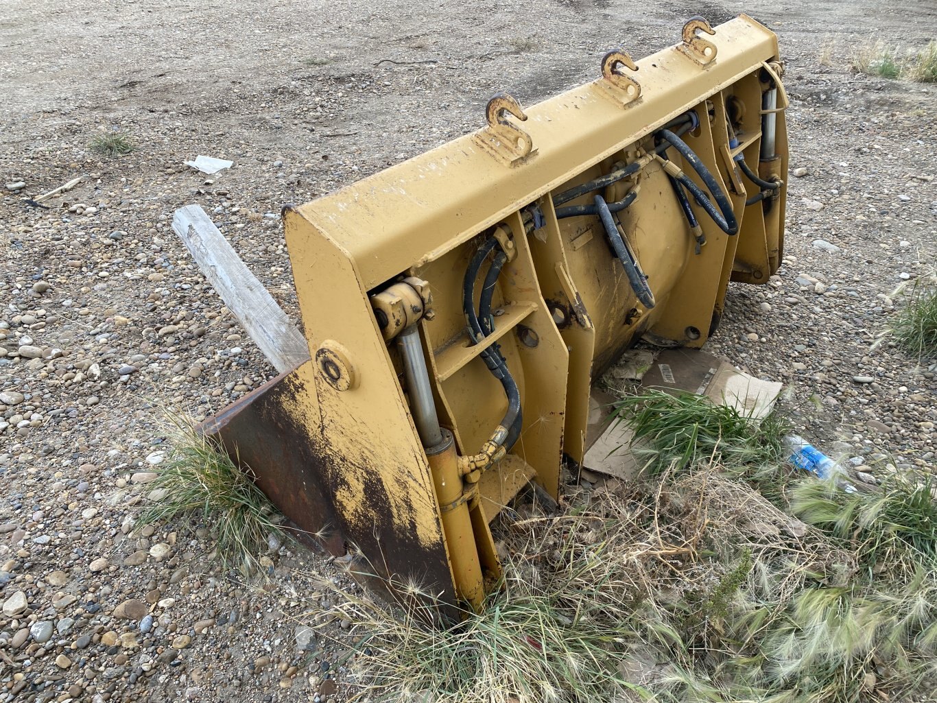 Case 590 Backhoe 4 in 1 Bucket 80 Inch / Backhoe Bucket 4 in 1 #9265 BP