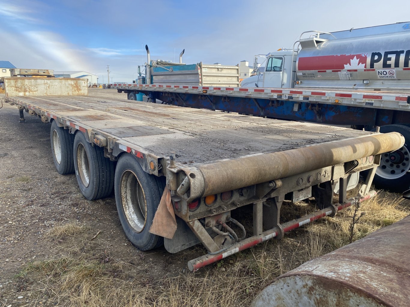 2008 Manac 52ft Drop Deck Trombone Trailer  69.5ft Extended ** Wholesale Unit ** Triaxle Trombone Trailer with Flip Up Neck Extension Model: 14352A00 #9269 BP