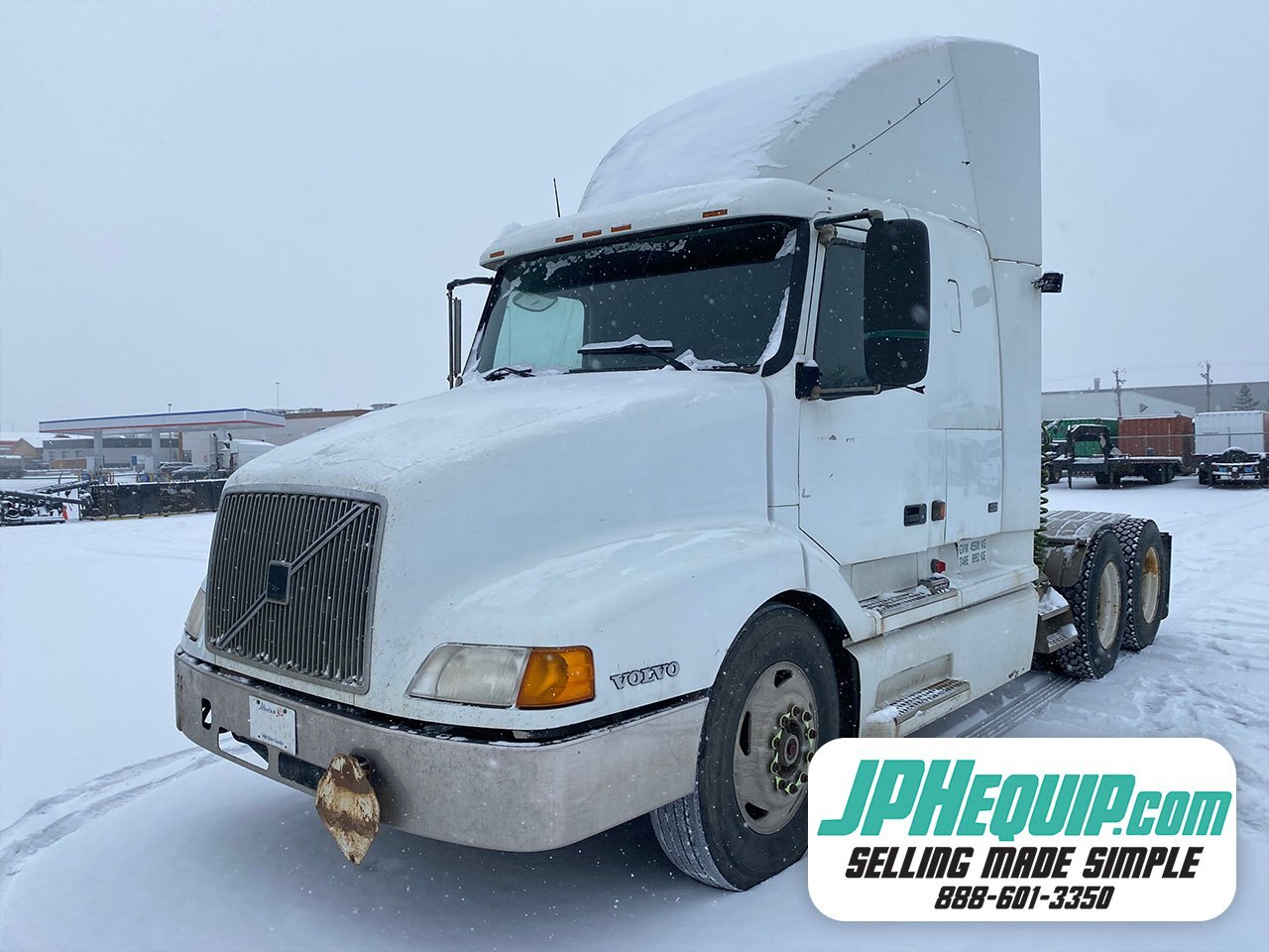 1998 Volvo VNL64 Highway Sleeper Truck #9283 AS