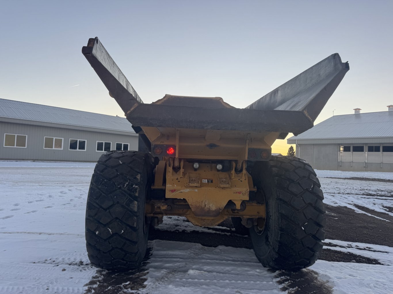 2011 Deere 400D II Rock Truck ADT #9291 JP