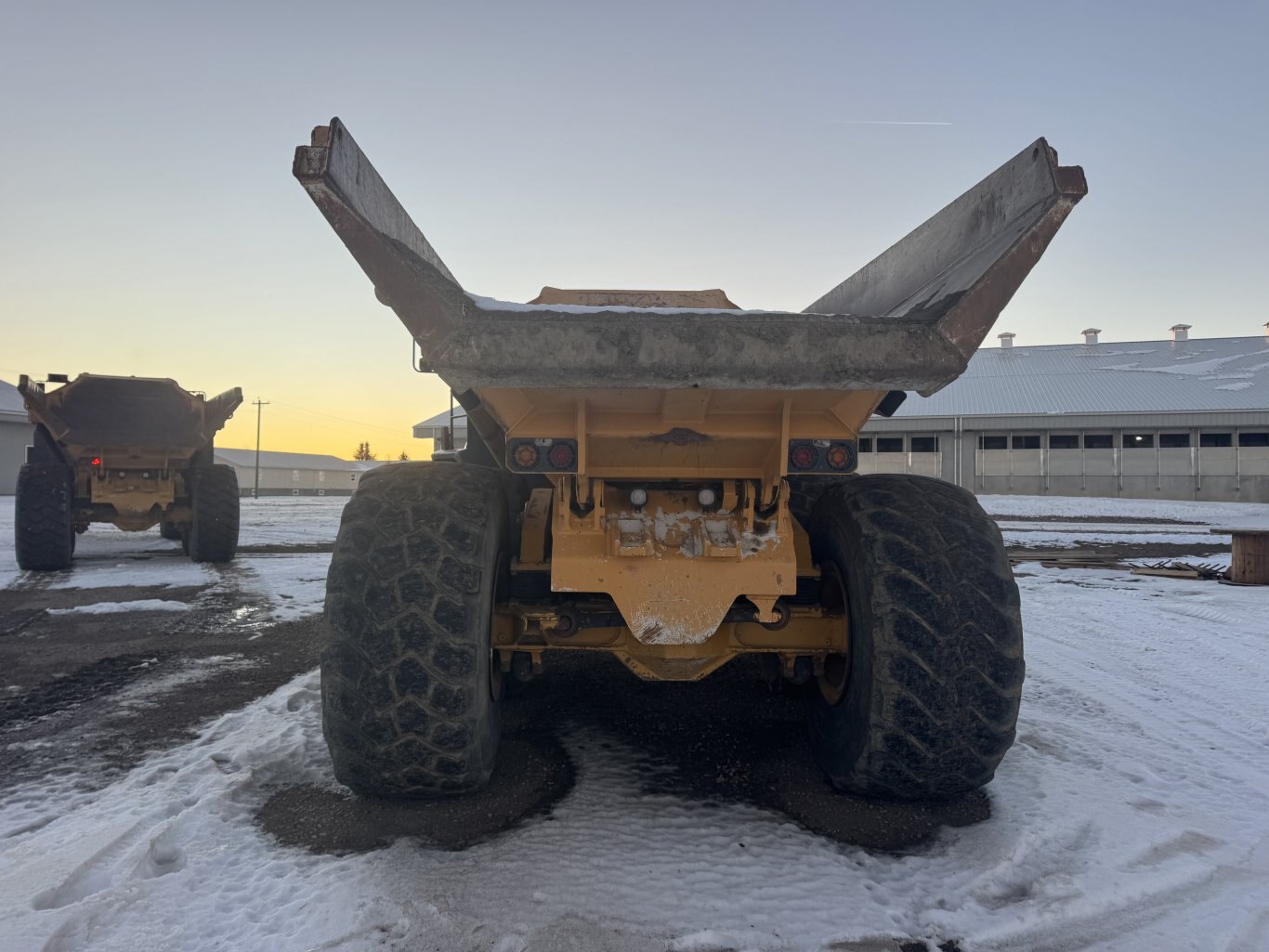 2011 Deere 400D II Rock Truck ADT #9292 JP