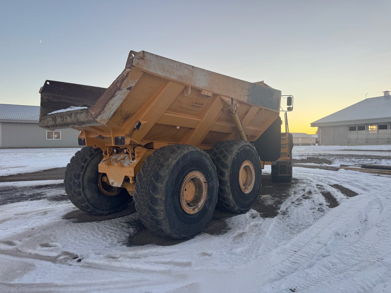 2011 Deere 400D II Rock Truck ADT #9292 JP