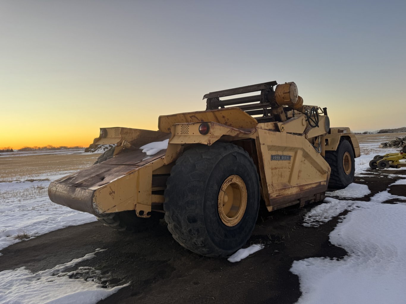 1981 John Deere 862 Elevating Scraper #9293 JP