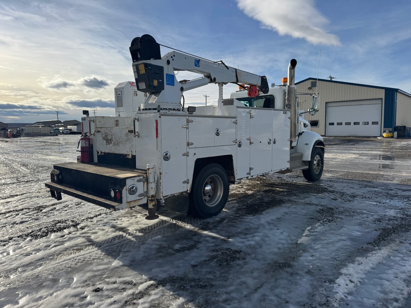 2013 Peterbilt Service Truck only 46,919 kms #9294 JP