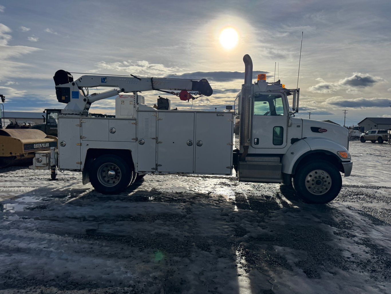 2013 Peterbilt Service Truck only 46,919 kms #9294 JP