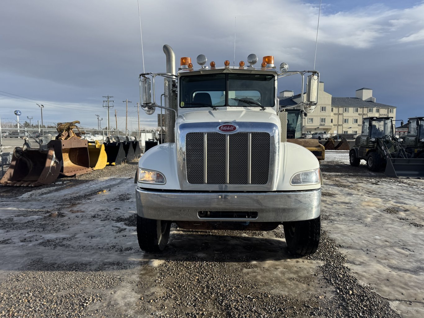 2013 Peterbilt Service Truck only 46,919 kms #9294 JP