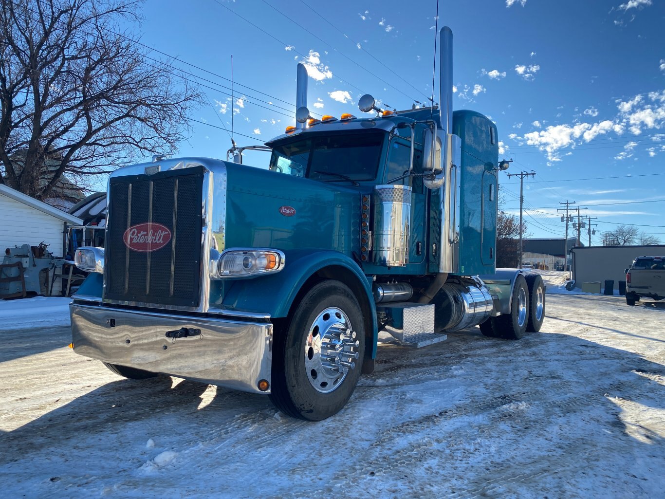 2015 Peterbilt 389 Sleeper Truck with Raised Roof #9296 BP