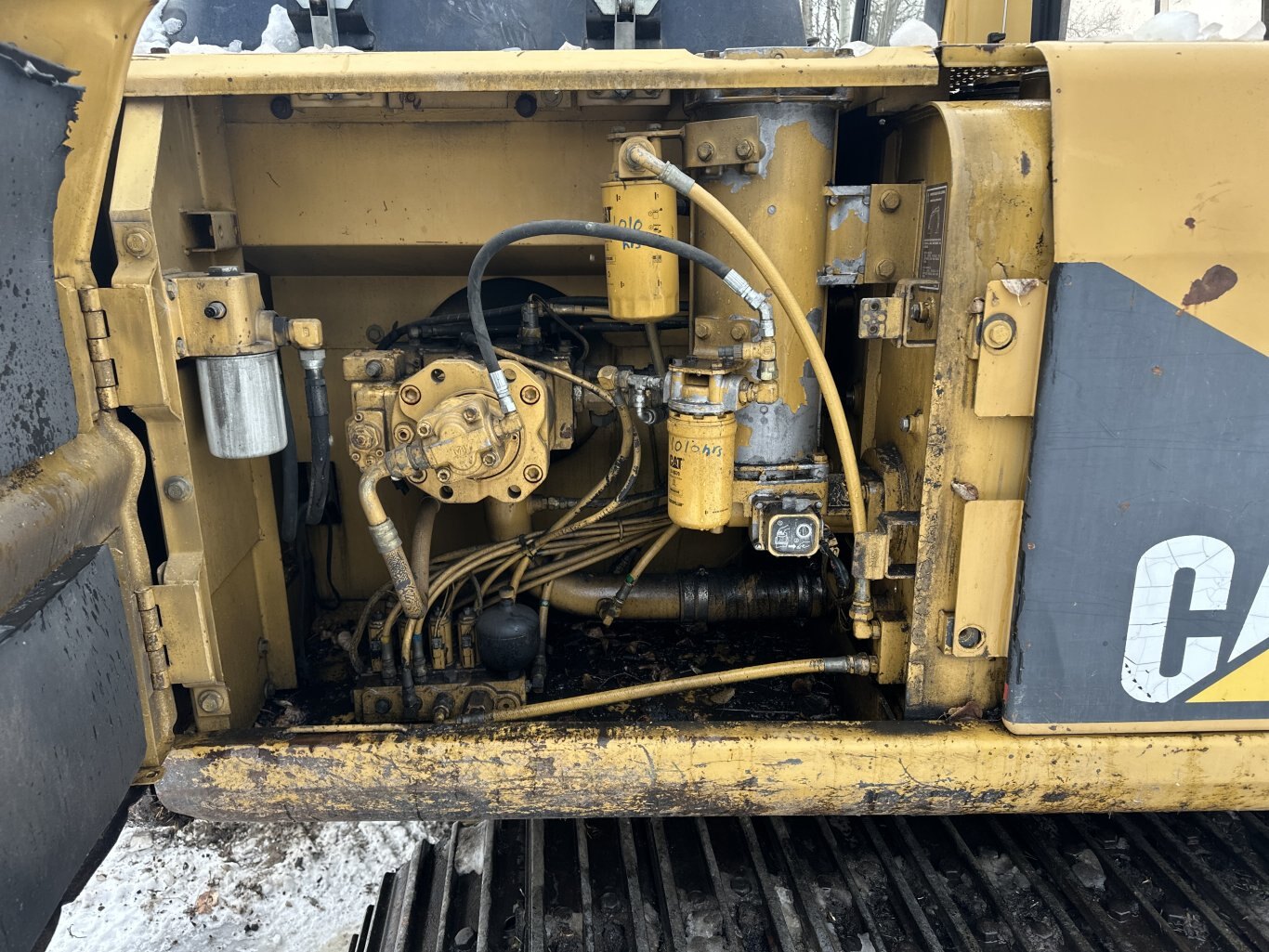 1998 Caterpillar 315B Hydraulic Excavator with Thumb and Two Buckets #9298 JA