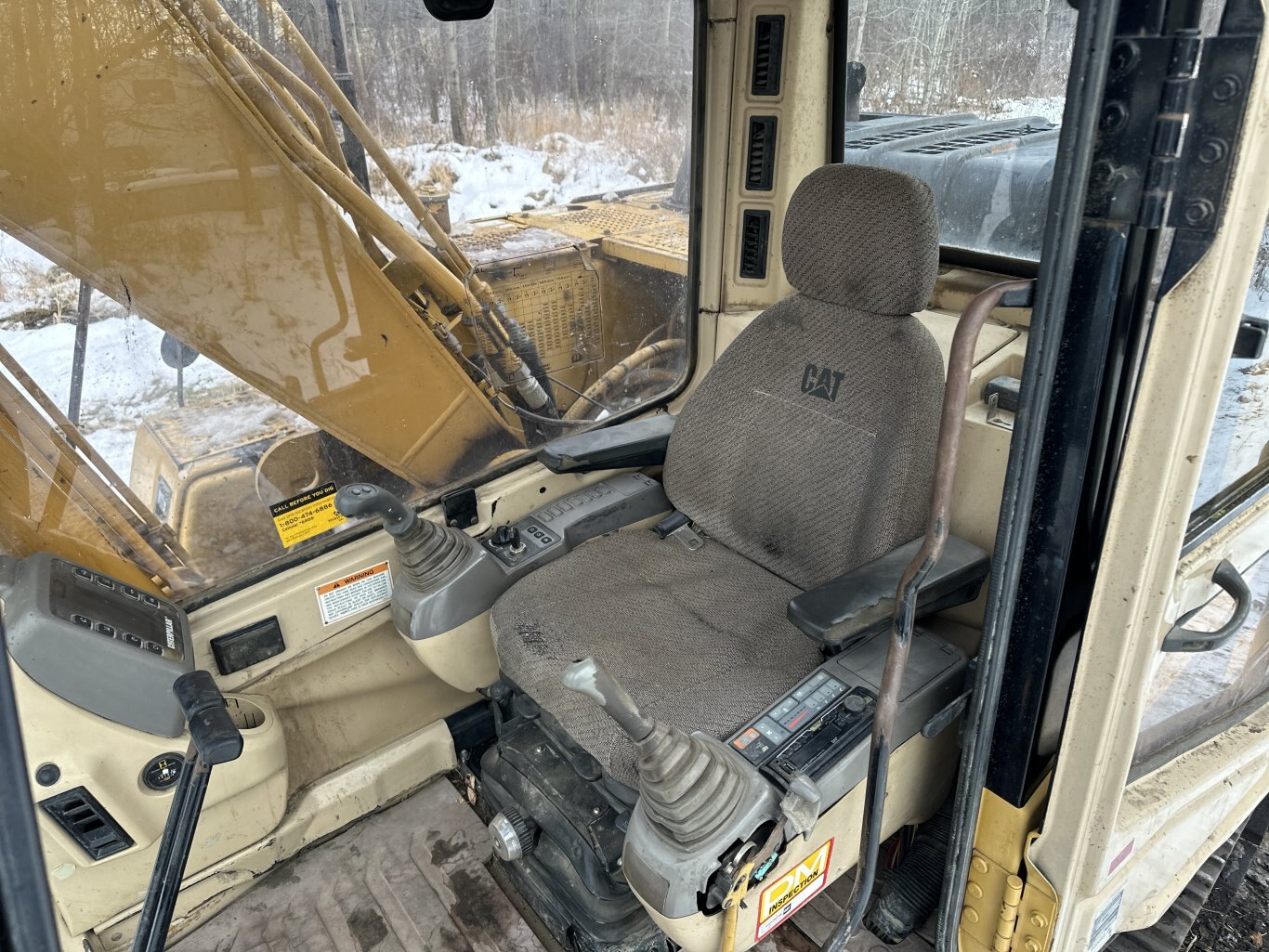 1998 Caterpillar 315B Hydraulic Excavator with Thumb and Two Buckets #9298 JA