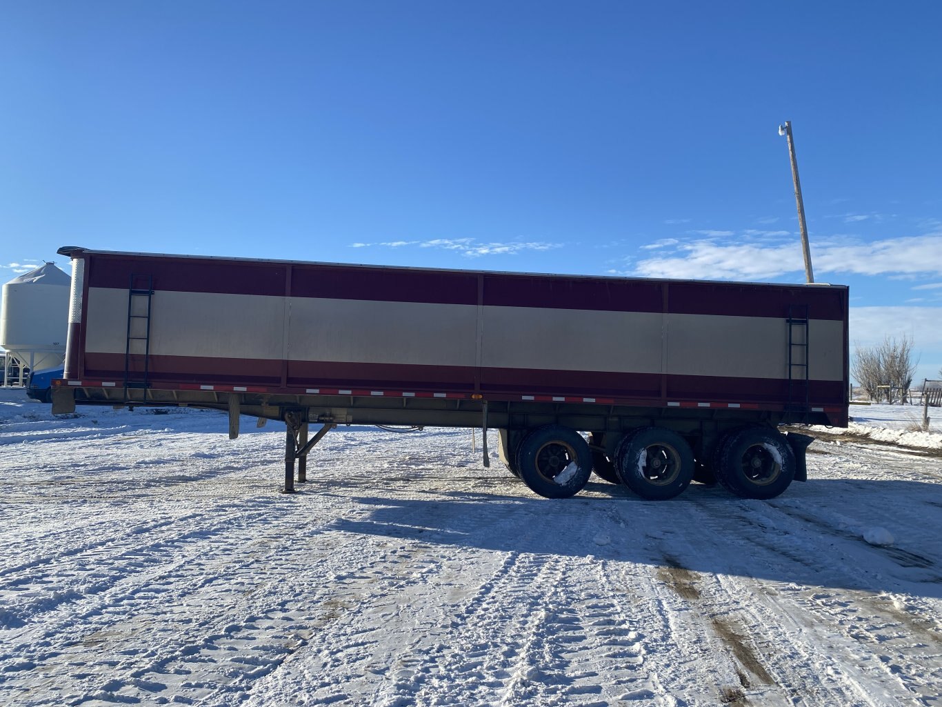 1995 Midland End Dump Trailer ** Wholesale Unit ** Triaxle Grain Trailer #9299 BP