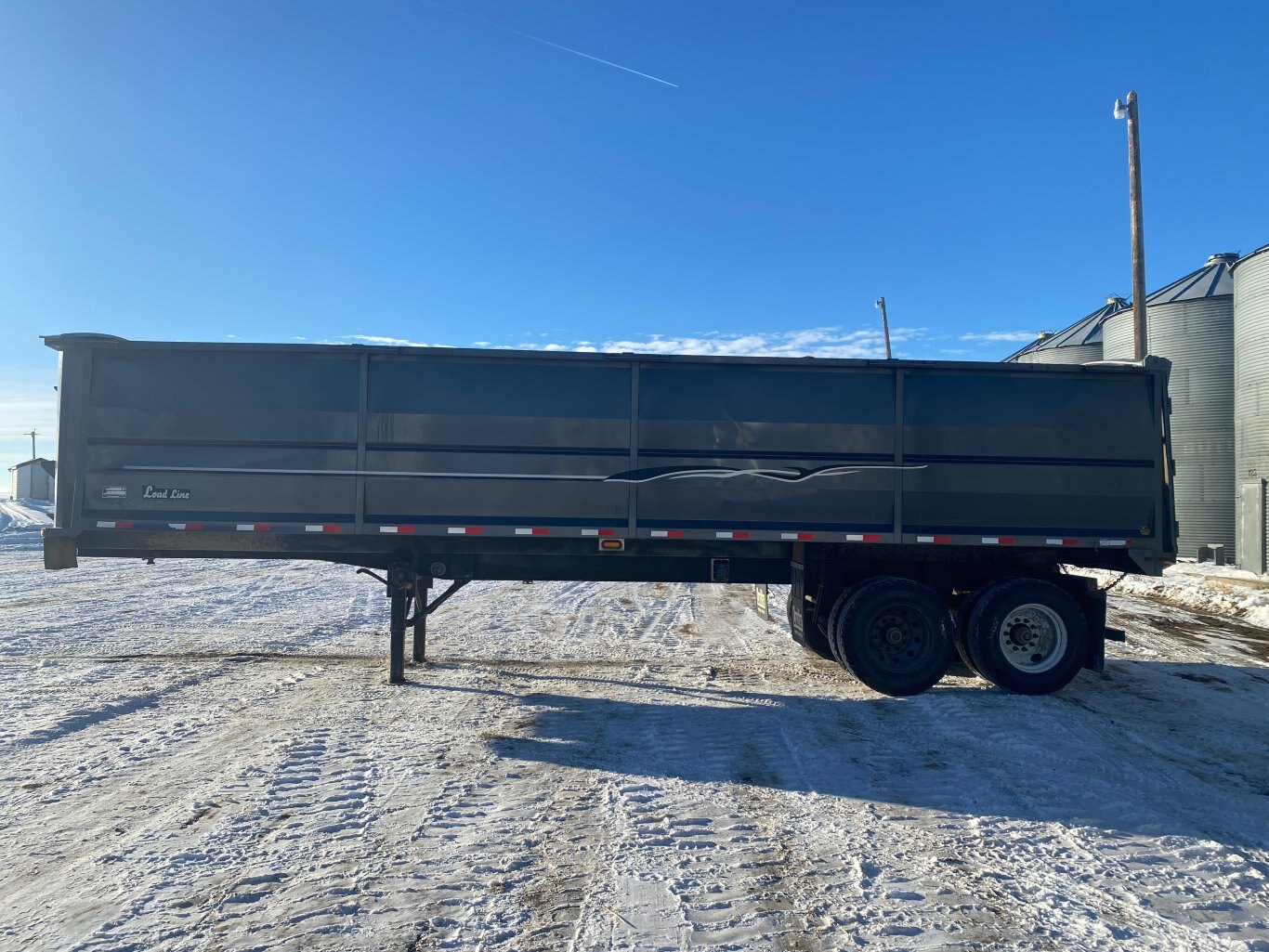 2021 Loadline End Dump Trailer ** Wholesale Unit ** Tandem Axle Grain Trailer #9301 BP