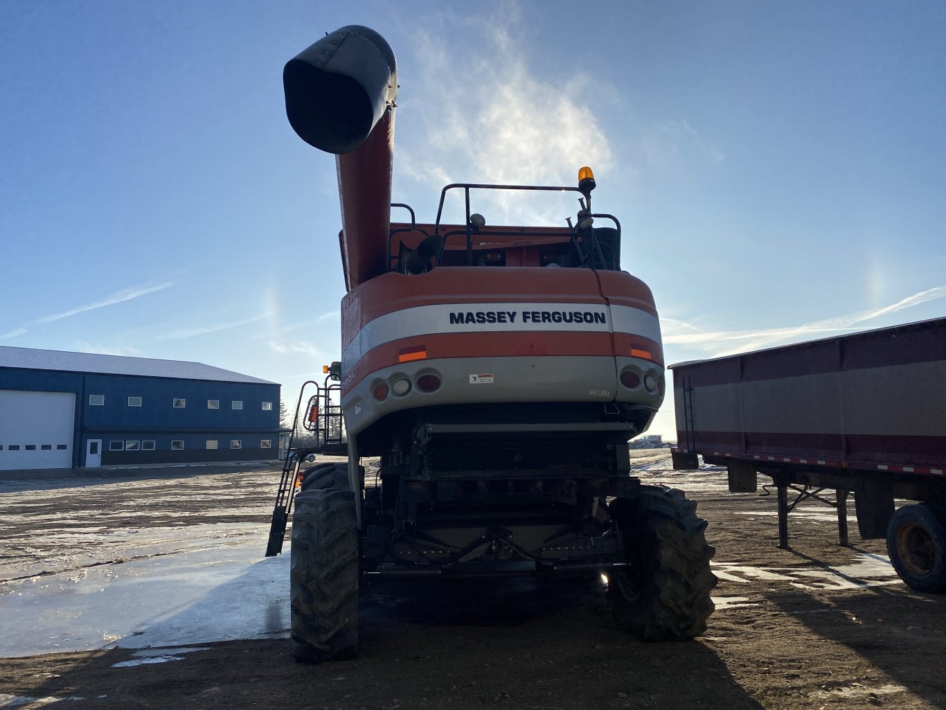 2007 Massey Ferguson 9895 Combine with 14ft Pickup Header **Wholesale Unit** #9309 BP