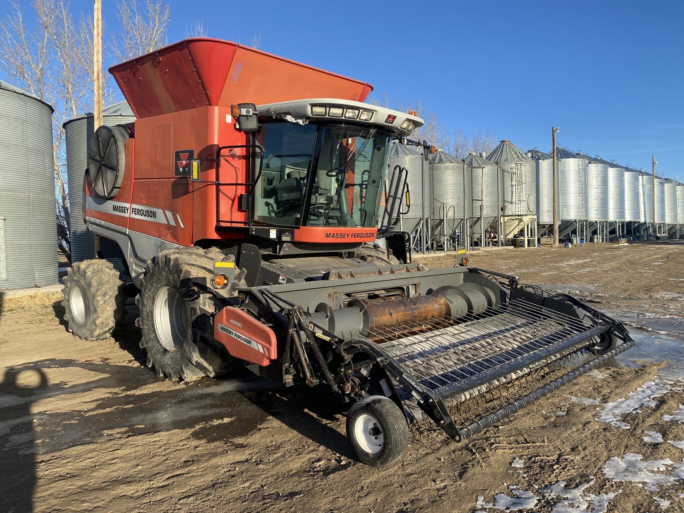 2007 Massey Ferguson 9895 Combine with 14ft Pickup Header **Wholesale Unit** #9309 BP