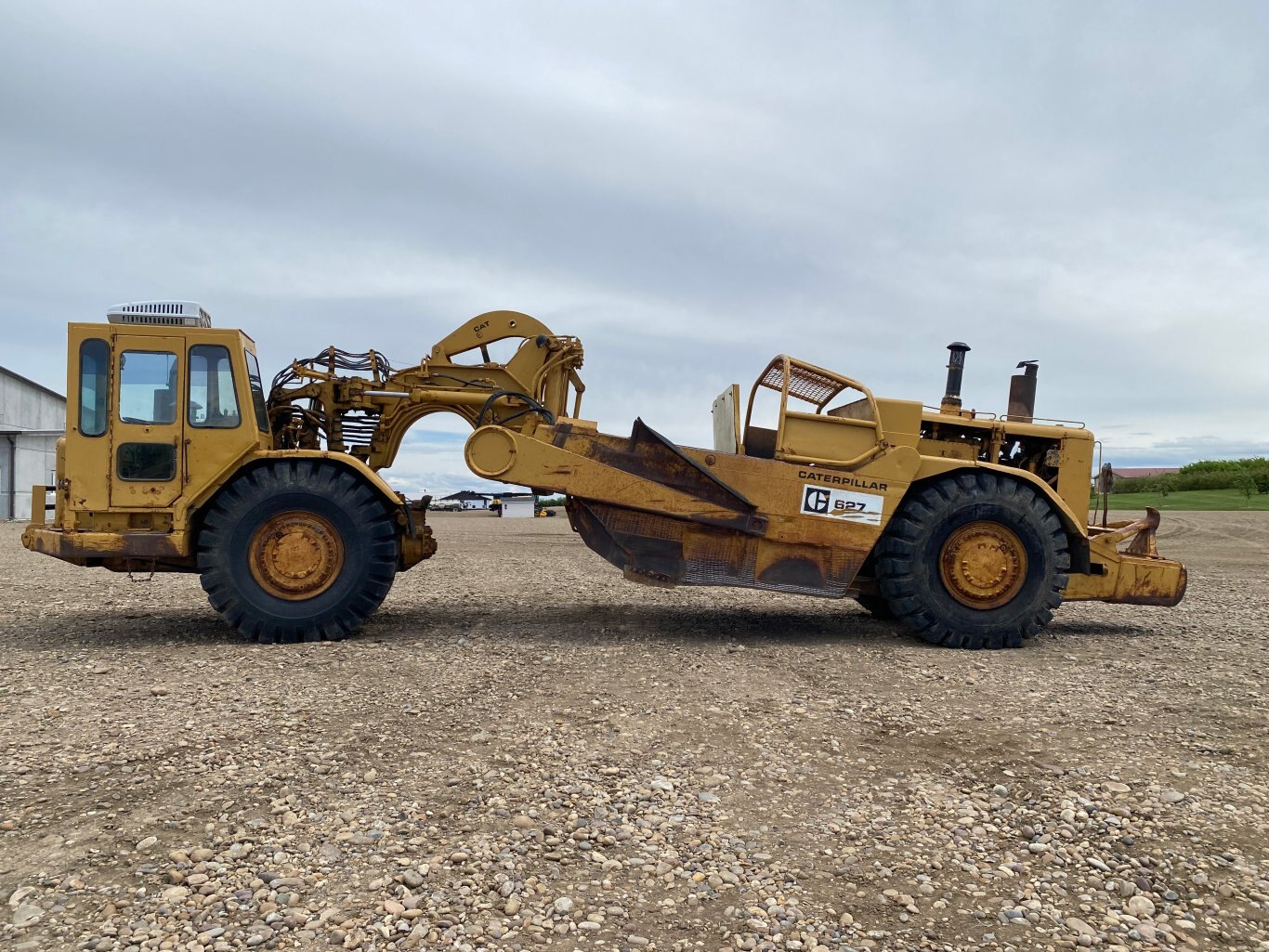 1973 CATERPILLAR 627 Motor Scraper #9312 BP