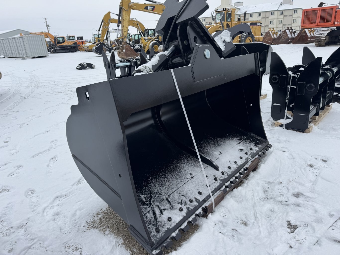 250 Series 96in Twist Excavator Manure Feedlot Bucket #10243 JPH