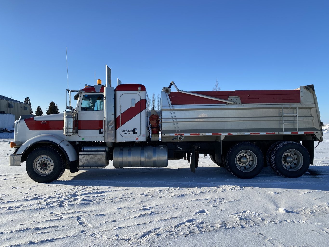 2013 Peterbilt 367 Gravel Truck Dump Truck #9317 BP