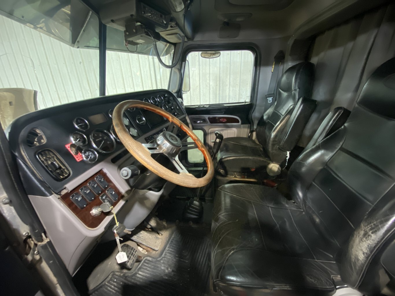 2013 Peterbilt 367 Gravel Truck Dump Truck #9317 BP