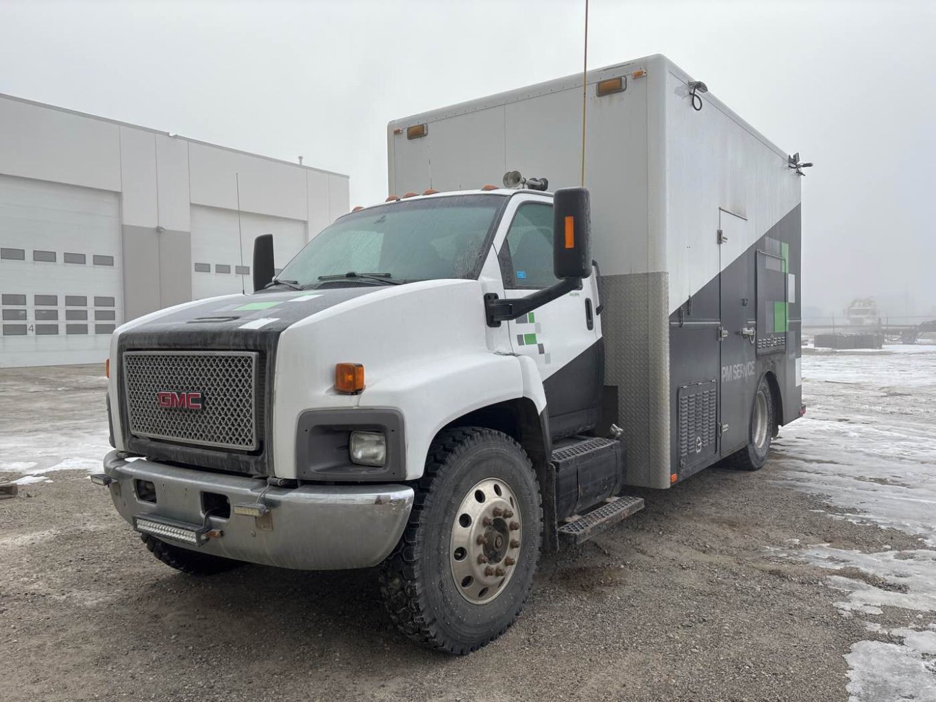 2008 GMC C7500 Lube Truck #9337 AS