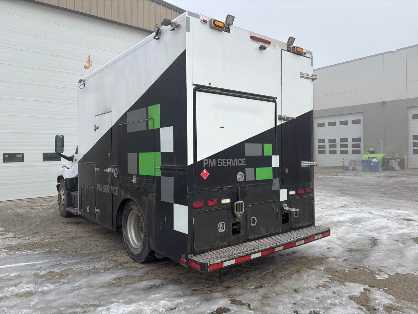 2008 GMC C7500 Lube Truck #9337 AS