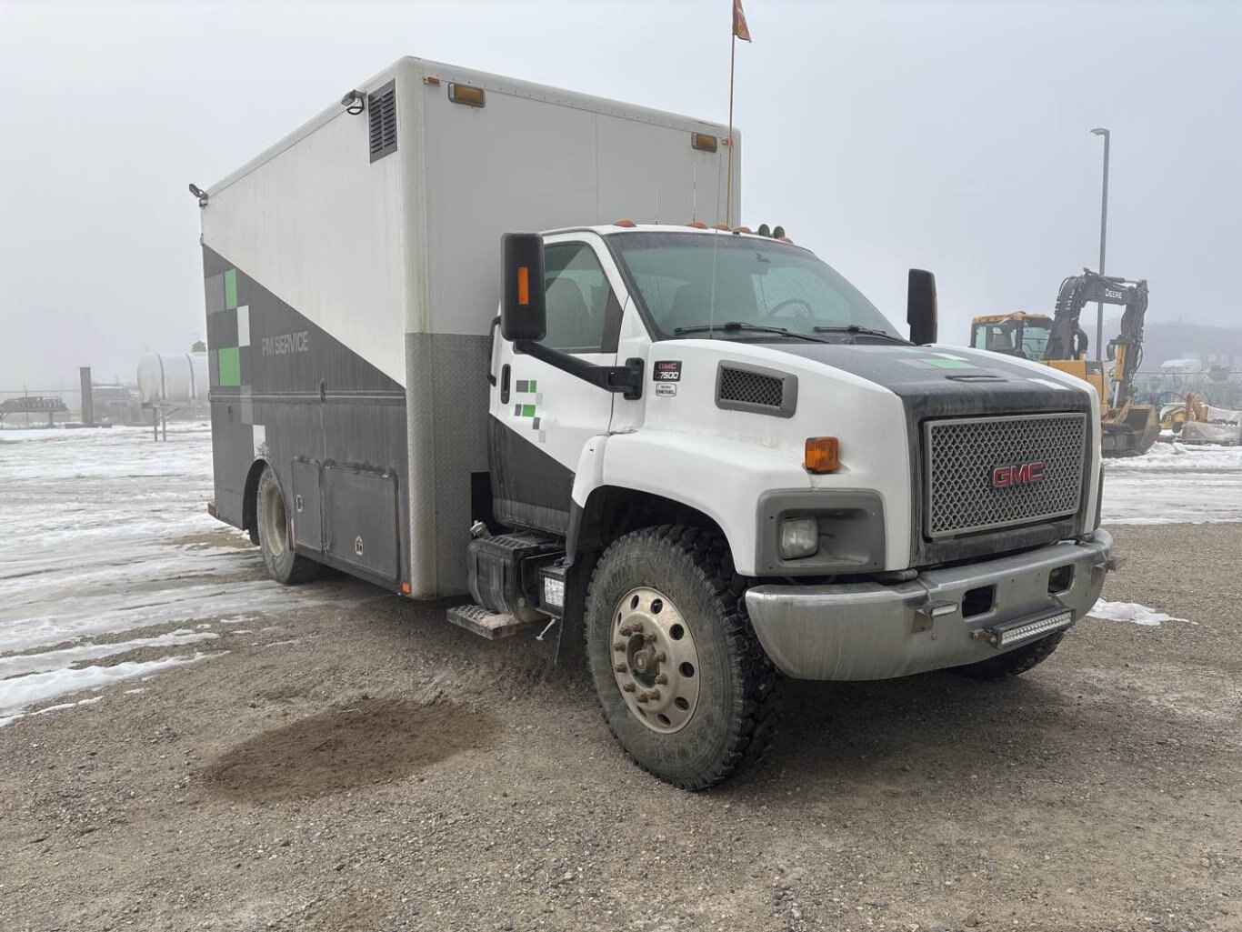 2008 GMC C7500 Lube Truck #9337 AS