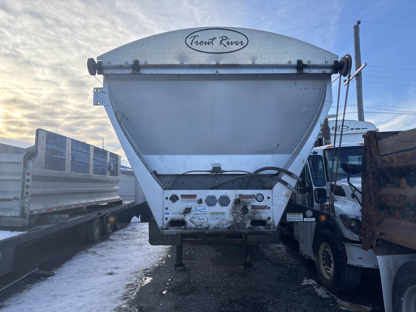 2014 Trout River 37' Tri Axle Live Bottom Trailer #9340 AS