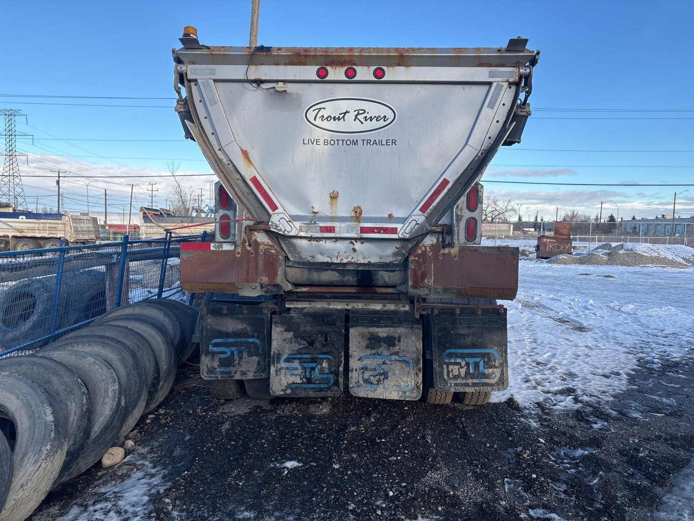 2015 Trout River 38' Tri Axle Live Bottom Trailers #9341 AS