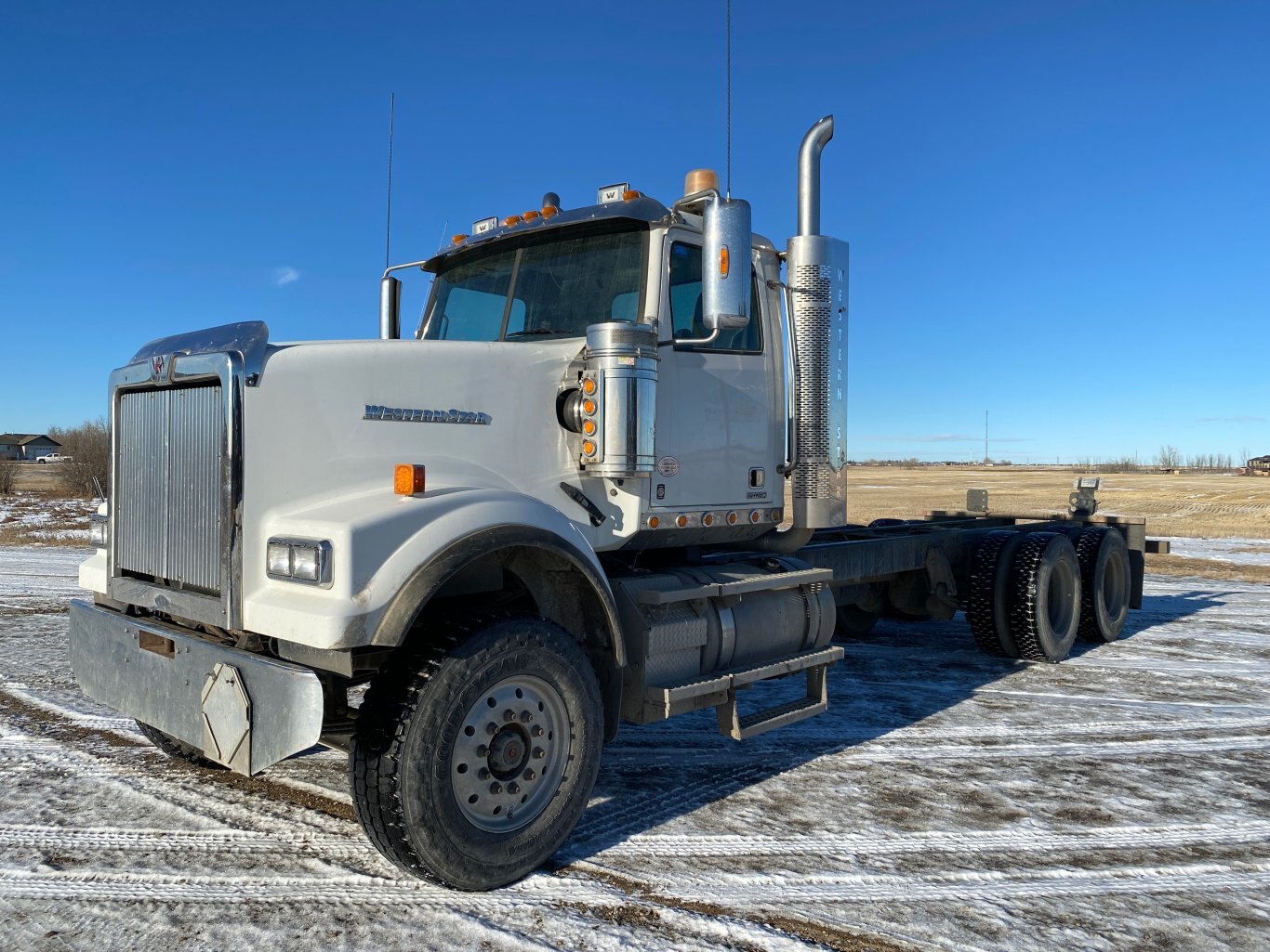 2015 Western Star 4900 Day Cab Truck Tandem Axle **Wholesale Unit** #9343 BP