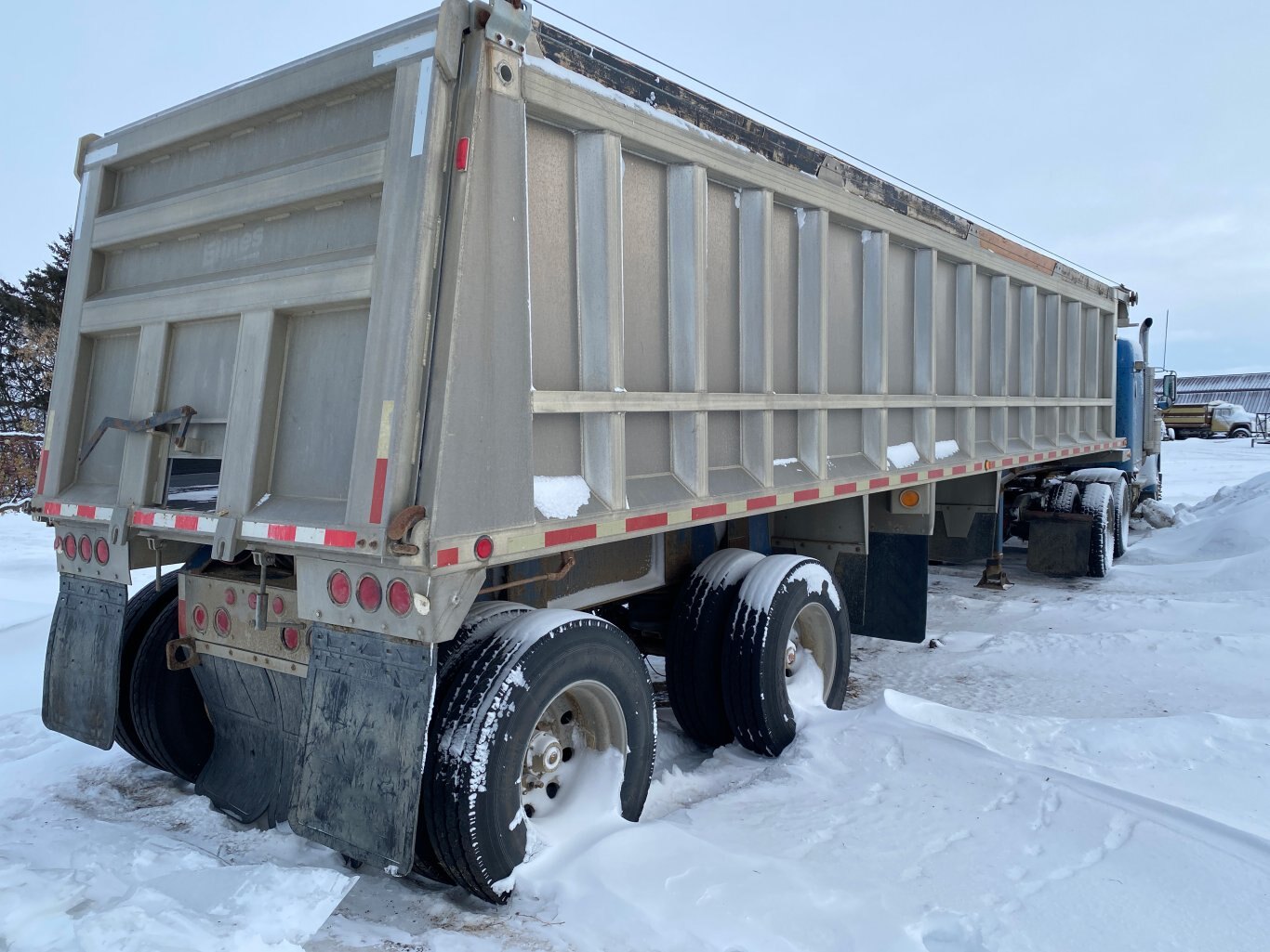 2006 FMG End Dump Trailer Tandem Axle *** Wholesale Unit *** #9358 BP