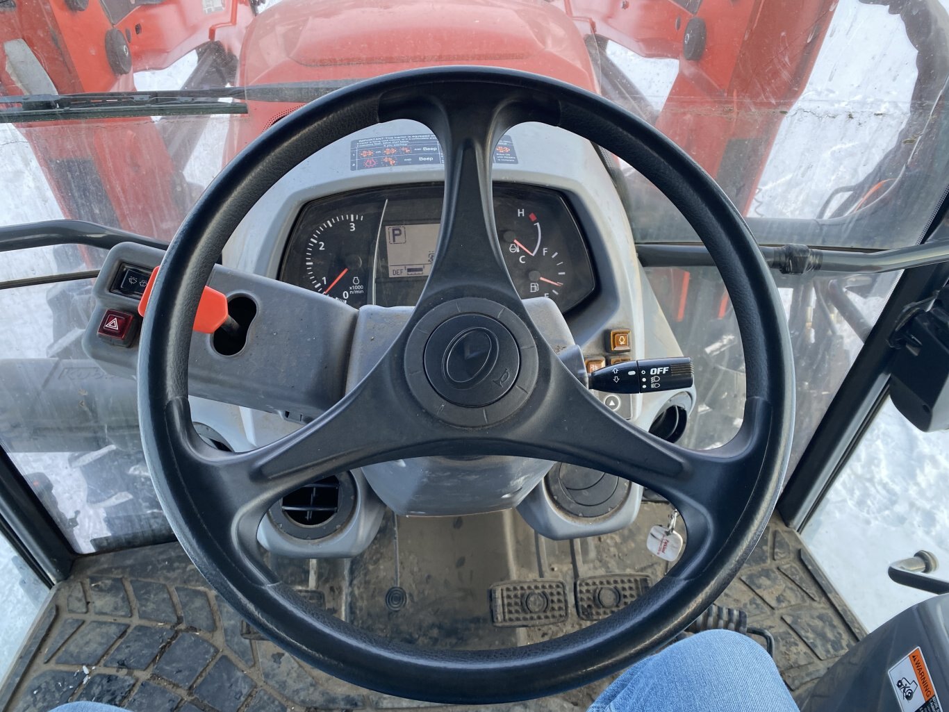 2019 Kubota M5 091D Tractor 4WD w/ M37 Loader & Bucket #9359 BP