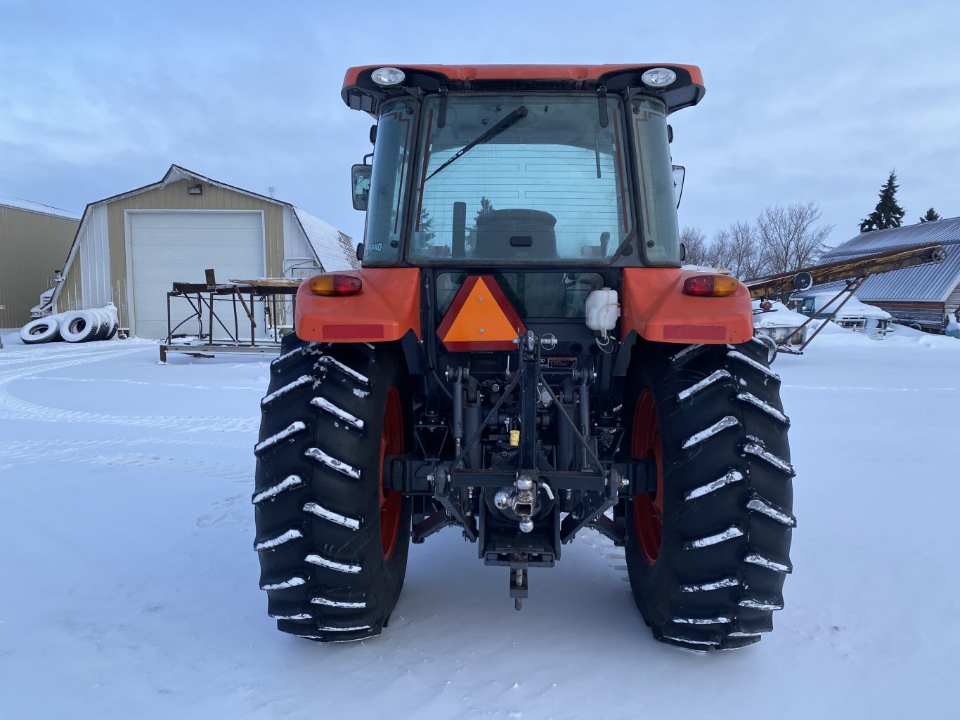 2019 Kubota M5 091D Tractor 4WD w/ M37 Loader & Bucket #9359 BP