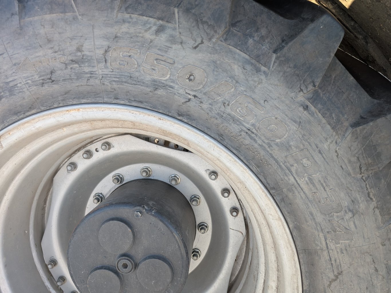 2017 CASE IH Optum 300CVX Tractor #9381 JA