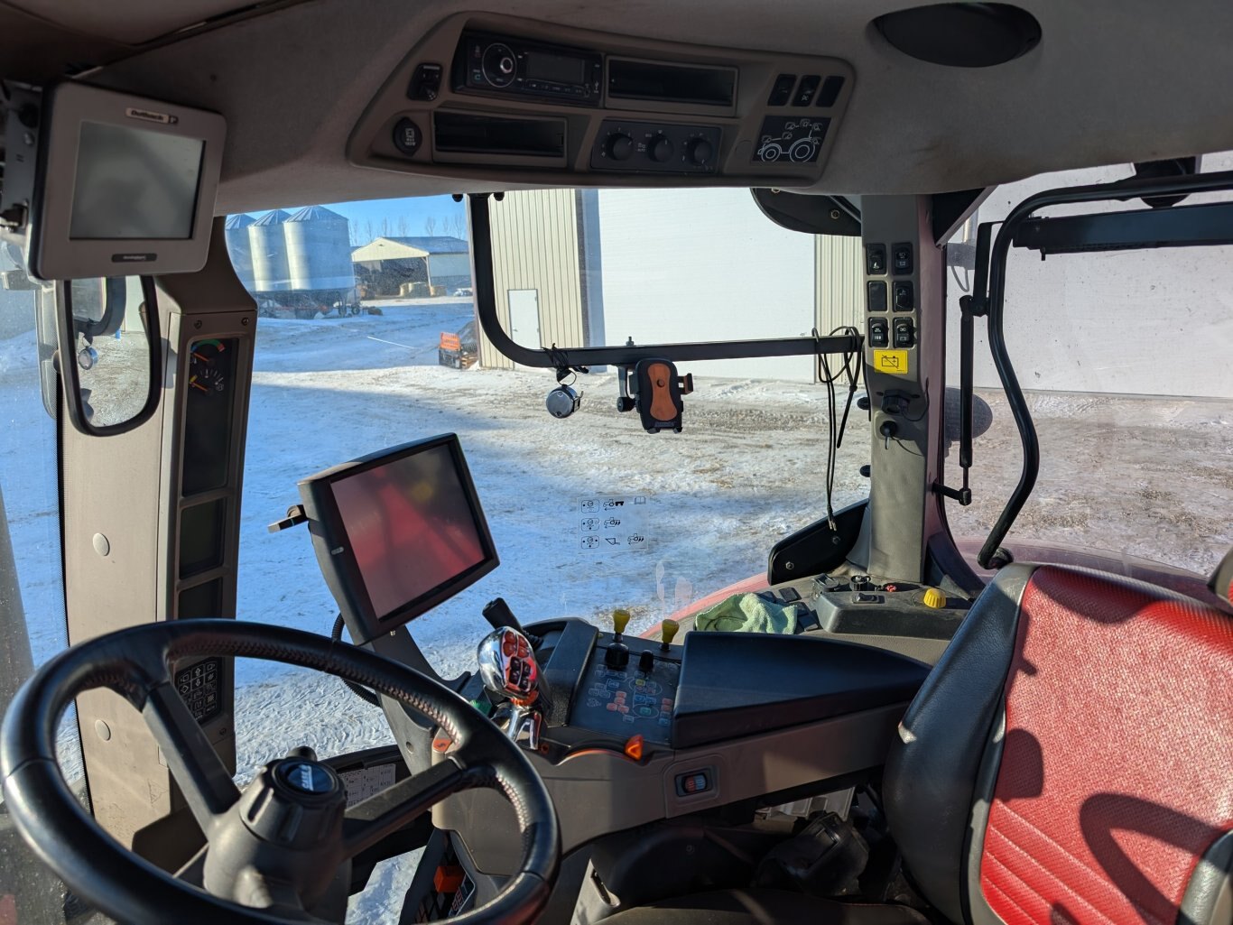 2017 CASE IH Optum 300CVX Tractor #9381 JA