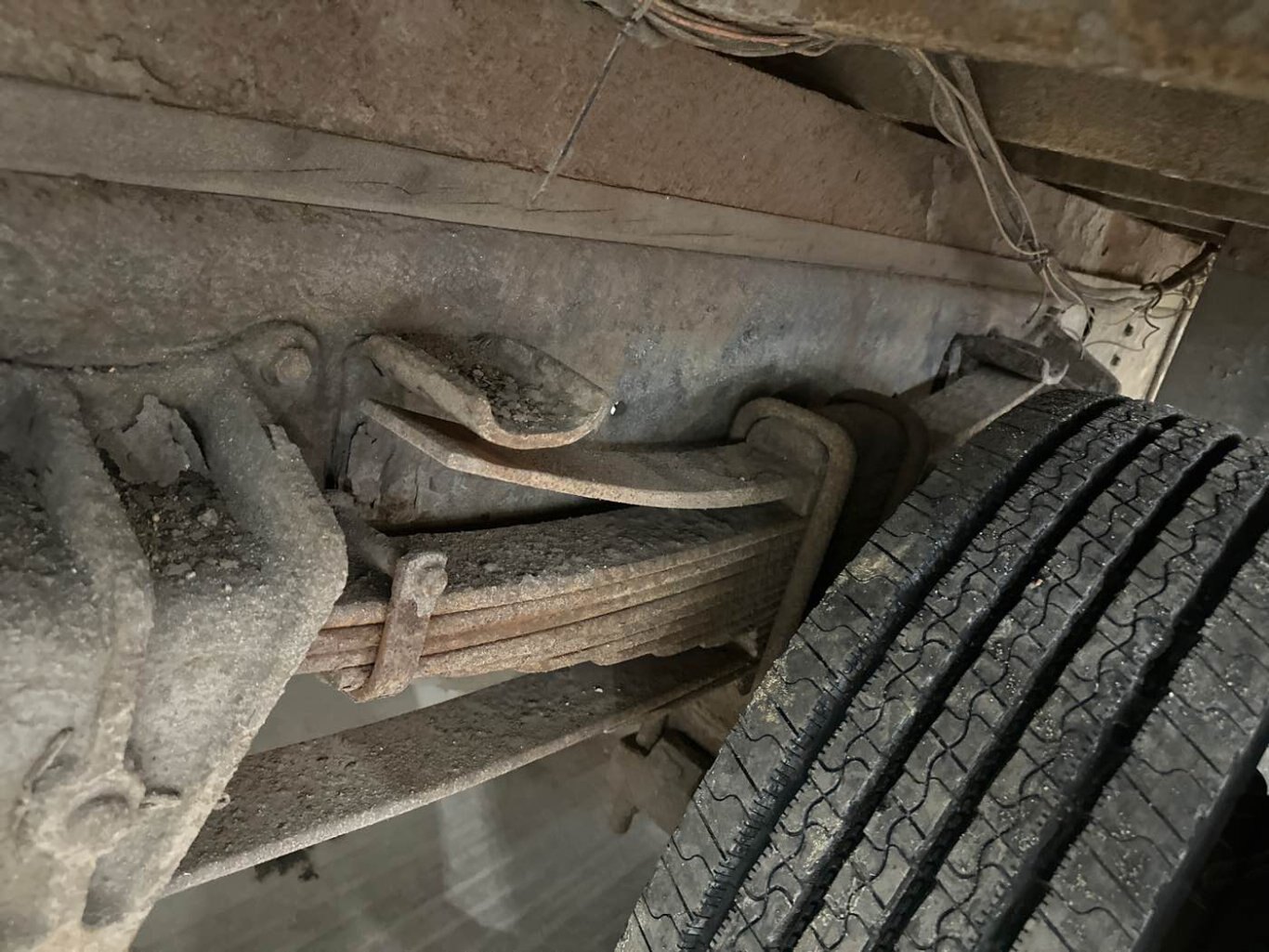 1991 International 4700 (4x2) Sanding Truck #9420 JA