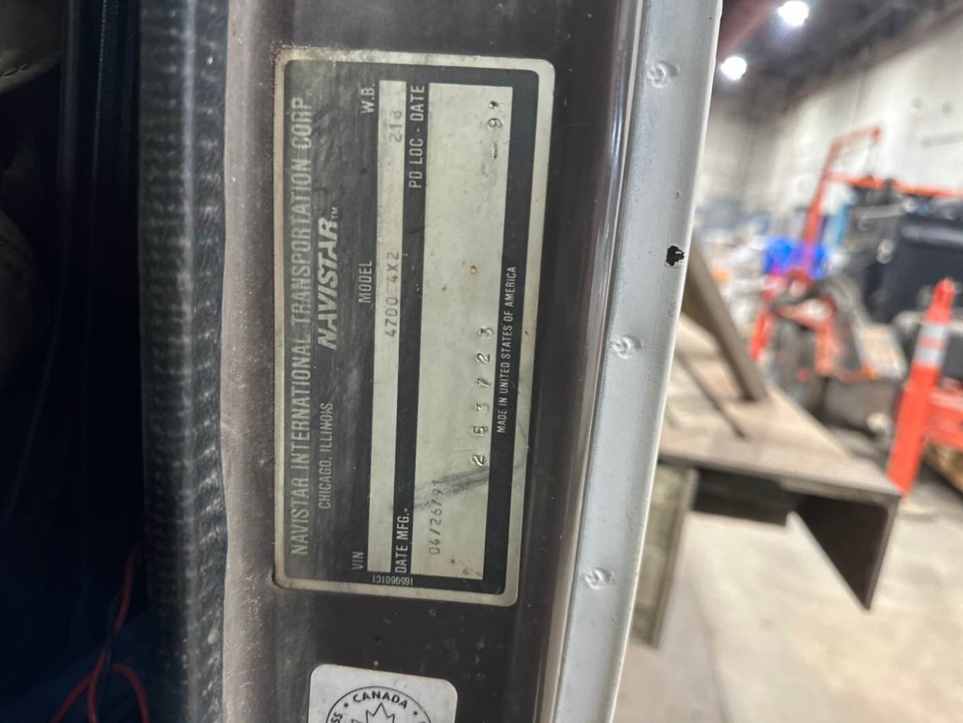 1991 International 4700 (4x2) Sanding Truck #9420 JA