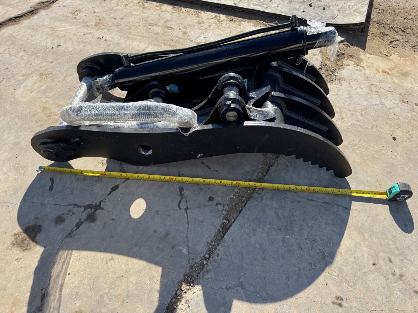 2025 Hydraulic Thumb 120 Series Excavator 65 mm Pins #E120TH65MM JPH