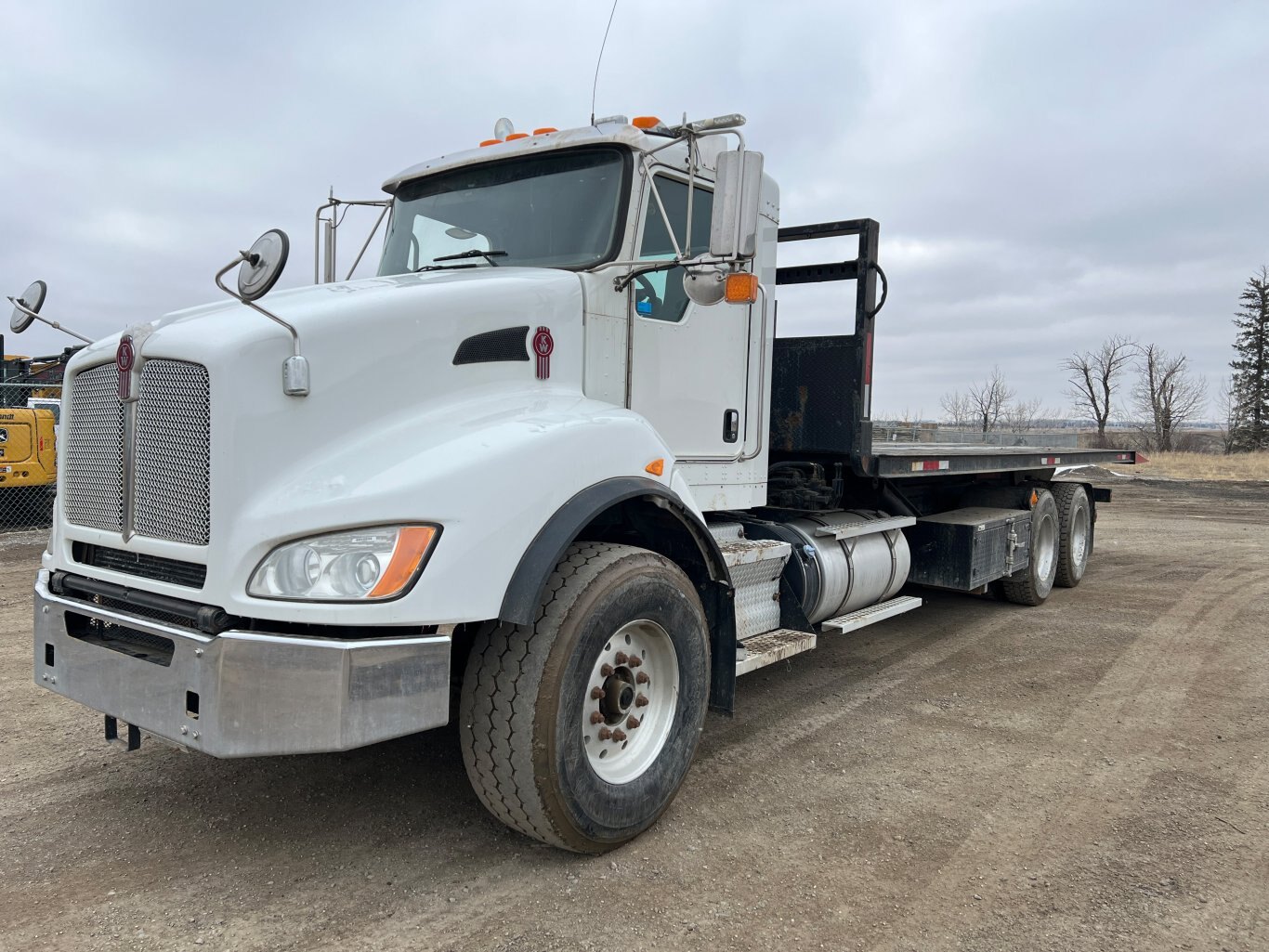 2016 Kenworth T4 Cable Deck Truck Car Hauler / Tow Truck Day Cab #9486 BP
