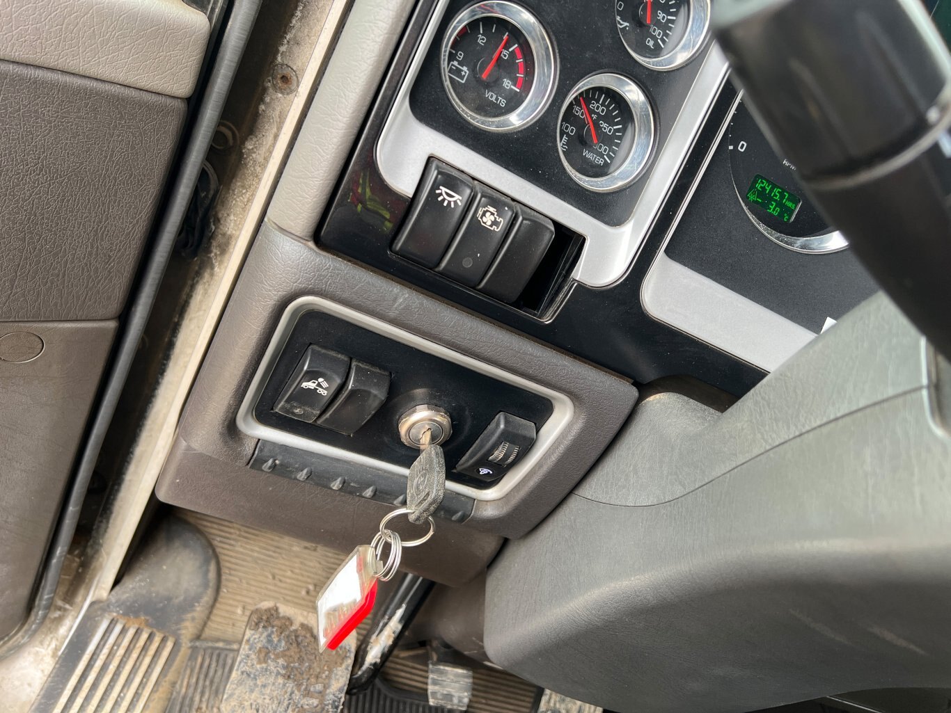 2016 Kenworth T4 Cable Deck Truck Car Hauler / Tow Truck Day Cab #9486 BP