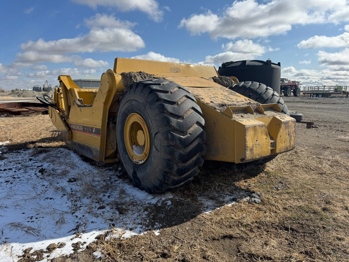 2006 Humdinger 19 cu. yd. Pull Scraper #9489 JP