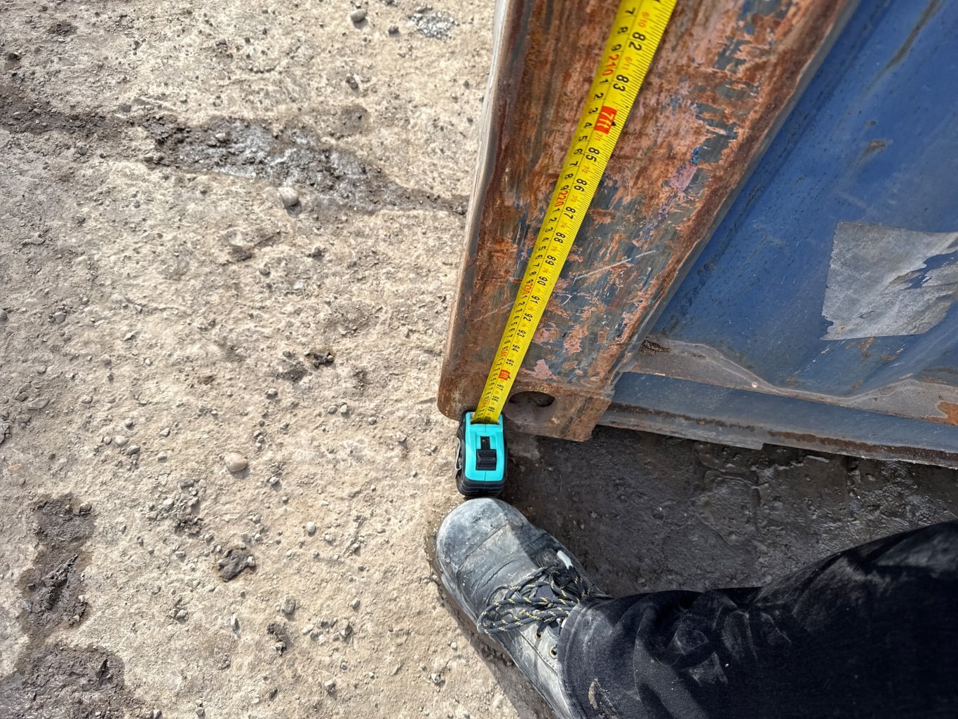 Custom Sea Can Cold Storage Tool Crib w/ Man Door, Power, and Lighting #9498 JA