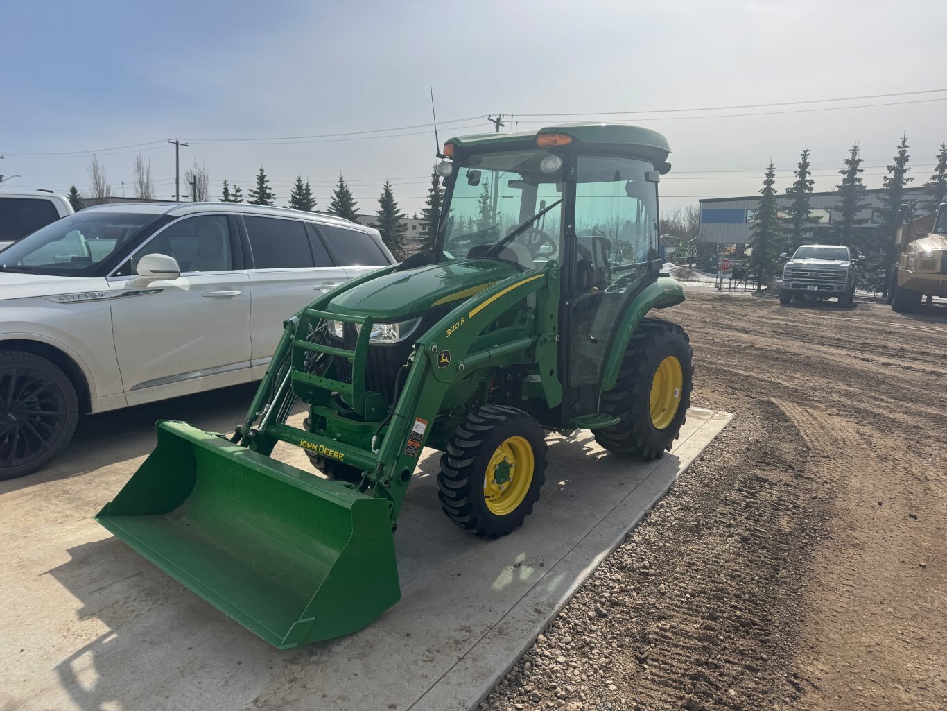 2022 John Deere 3039R Tractor with Front Loader #9504 JP