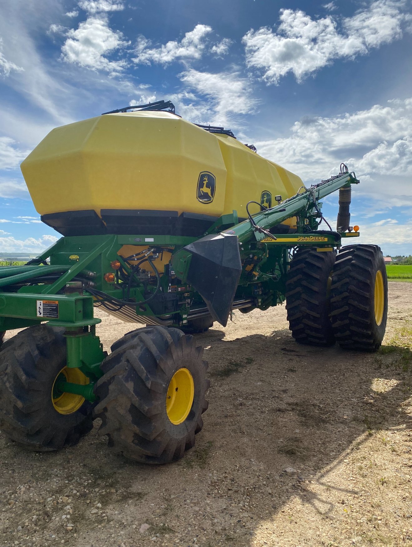 2018 John Deere 1910 Air Cart #9517 JA
